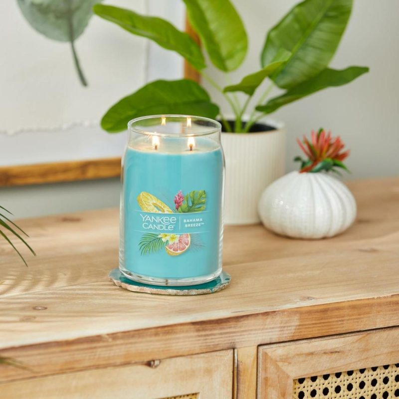 Signature Candles | Bahama Breeze™ Candles Signature Candles