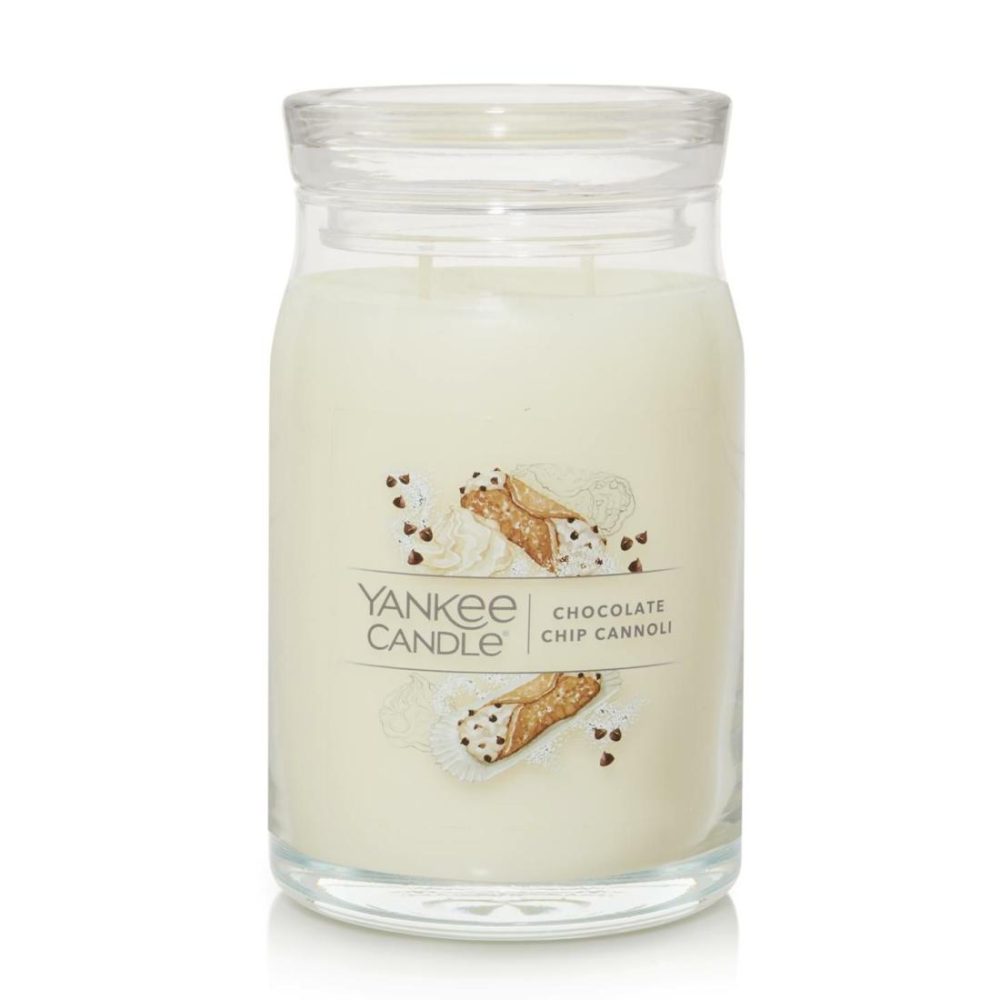 Signature Candles | Chocolate Chip Cannoli Candles Signature Candles