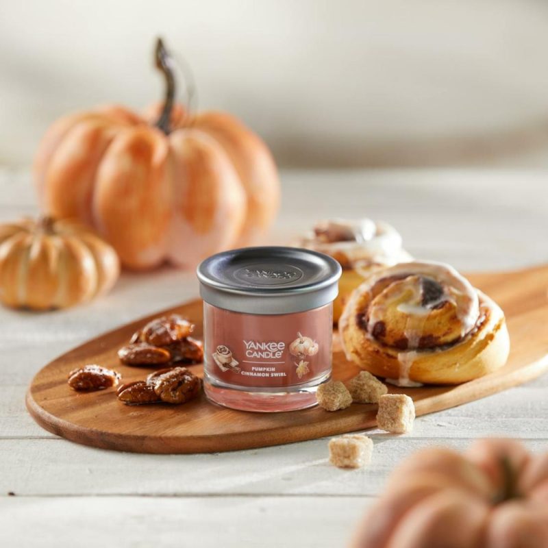 Signature Candles | Pumpkin Cinnamon Swirl Candles Signature Candles