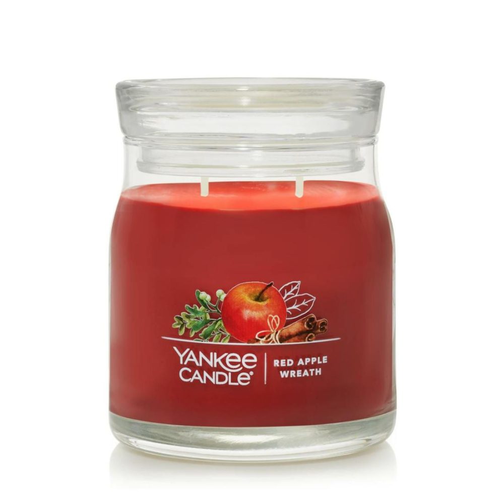 Signature Candles | Red Apple Wreath Candles Signature Candles