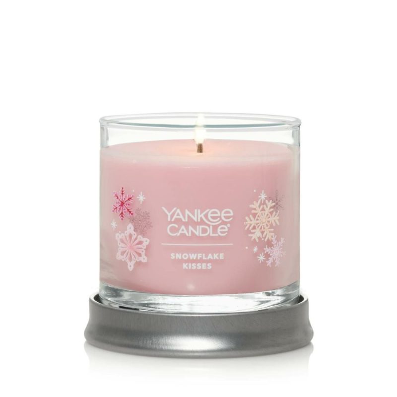 Signature Candles | Snowflake Kisses Candles Signature Candles