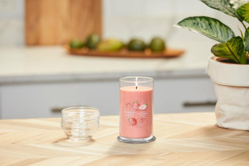 Signature Candles | White Strawberry Bellini Candles Signature Candles