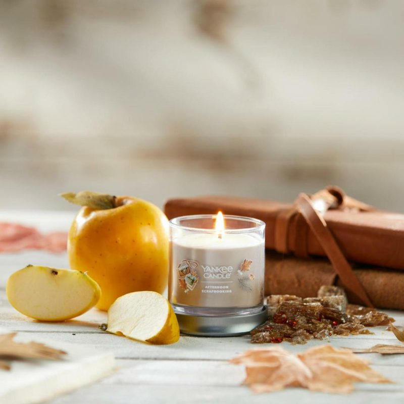 Signature Candles | Woodland Weekend Memories Candles Signature Candles